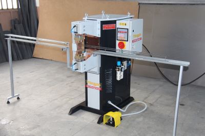 40 KVA Alt Üst Hareketli Punta Kaynak Makinası